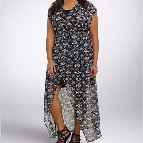 Torrid Size 3 Sheer Ikat Maxi‎ Dress – Black White Pink Turquoise Print - Picture 1 of 12